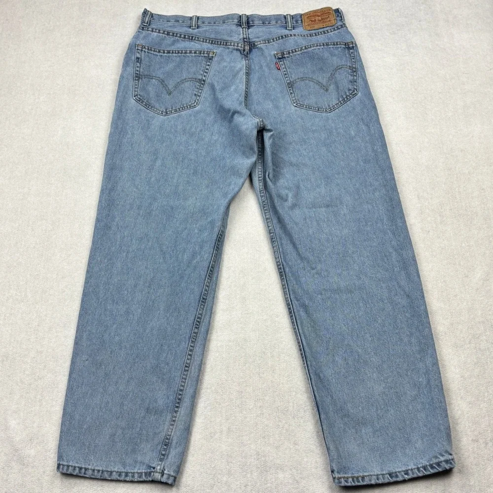 Levis Jeans Mens 38x30 Light Wash Relaxed Fit Tapered Leg 100 Cotton Denim Pants